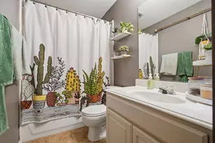 7670 Greenvalley Ln, Frisco, TX 75033 - Photo 29