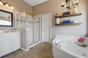 7670 Greenvalley Ln, Frisco, TX 75033 - Photo 25