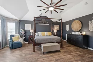 7670 Greenvalley Ln, Frisco, TX 75033 - Photo 23