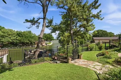 325 Driftwood Court, Azle, TX 76020 - Photo 31