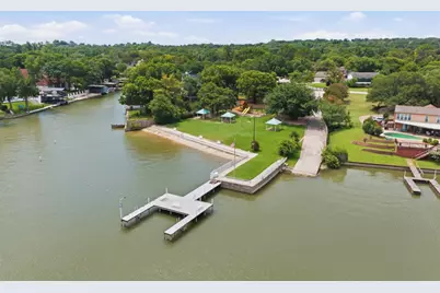 325 Driftwood Court, Azle, TX 76020 - Photo 39