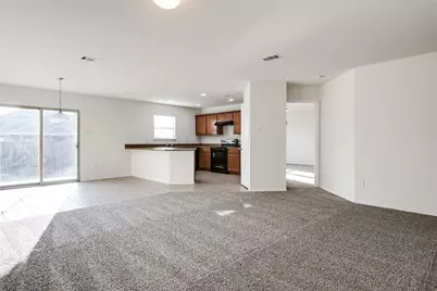 929 Glenndon Drive, Fort Worth, TX 76120 - Photo 3