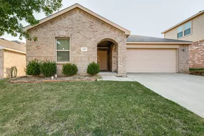 929 Glenndon Drive, Fort Worth, TX 76120 - Photo 1