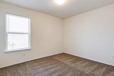 929 Glenndon Drive, Fort Worth, TX 76120 - Photo 11