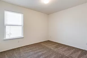 929 Glenndon Dr, Fort Worth, TX 76120 - Photo 11