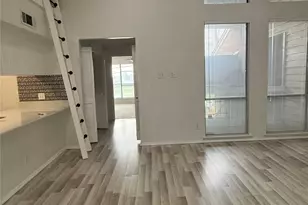 5750 Phoenix Dr, Dallas, TX 75231 - Photo 3