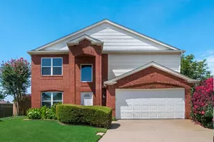 204 Edmundson Ct, Arlington, TX 76002 - Photo 1