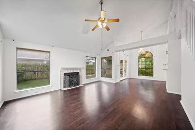 6506 Topaz Drive, Arlington, TX 76001 - Photo 5