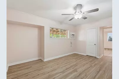 207 Hartsdale Drive, Dallas, TX 75211 - Photo 19