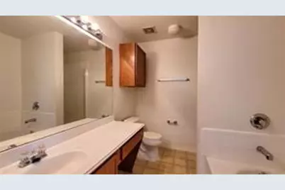 5727 Hunters Bend Lane, Dallas, TX 75249 - Photo 13