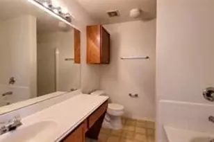 5727 Hunters Bend Ln, Dallas, TX 75249 - Photo 13