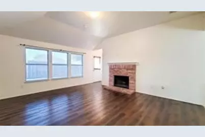 5727 Hunters Bend Lane, Dallas, TX 75249 - Photo 7