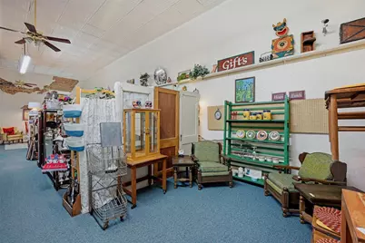 321 N Main Street, Bonham, TX 75418 - Photo 13