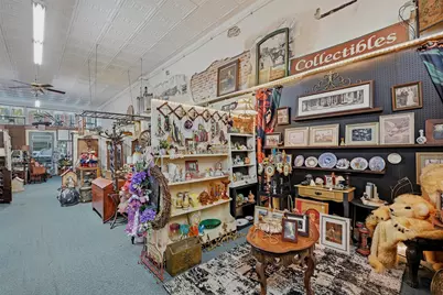 321 N Main Street, Bonham, TX 75418 - Photo 17