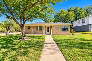 4028 Shawnee Trail, Lake Worth, TX 76135 - Photo 1