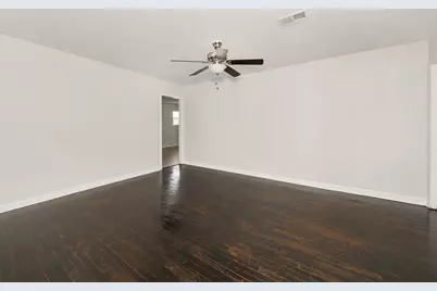 4028 Shawnee Trail, Lake Worth, TX 76135 - Photo 5