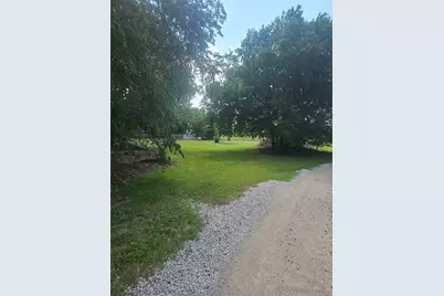517 S Main Highway N, Springtown, TX 76082 - Photo 5