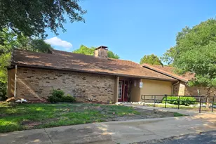 5809 Chimney Wood Cir, Fort Worth, TX 76112 - Photo 7