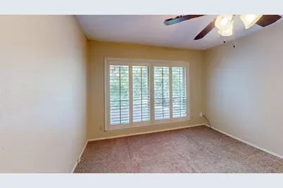 5809 Chimney Wood Circle, Fort Worth, TX 76112 - Photo 13