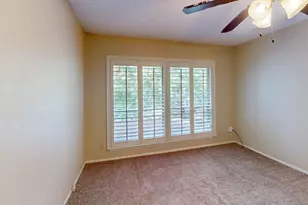 5809 Chimney Wood Cir, Fort Worth, TX 76112 - Photo 13