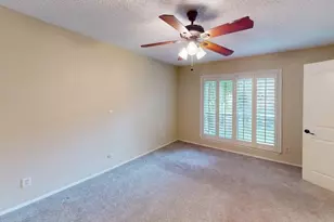 5809 Chimney Wood Cir, Fort Worth, TX 76112 - Photo 15