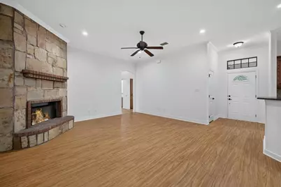 110 Heritage Place, Glen Rose, TX 76043 - Photo 13