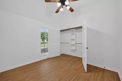 110 Heritage Place, Glen Rose, TX 76043 - Photo 29