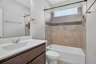 2529 Lavender Ln, Glenn Heights, TX 75154 - Photo 11