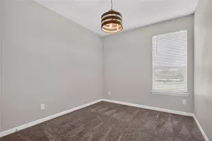 2529 Lavender Ln, Glenn Heights, TX 75154 - Photo 13