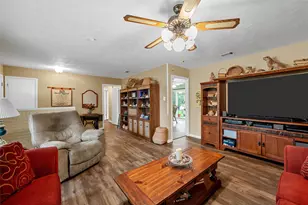 9609 Fair Cir, Woodway, TX 76712 - Photo 5