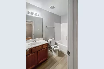2325 Kingsway Drive, Arlington, TX 76012 - Photo 9
