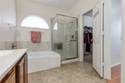 12779 Honey Locust Circle, Fort Worth, TX 76040 - Photo 23