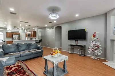 12779 Honey Locust Circle, Fort Worth, TX 76040 - Photo 9
