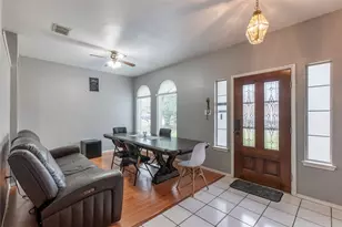 12779 Honey Locust Cir, Fort Worth, TX 76040 - Photo 3