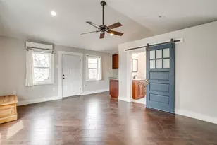 1405 S Henderson St, Fort Worth, TX 76104 - Photo 37
