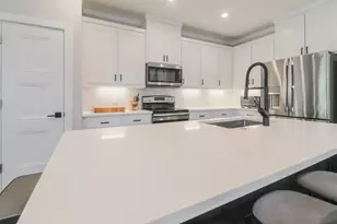 1975 Angelina Dr, Dallas, TX 75212 - Photo 9