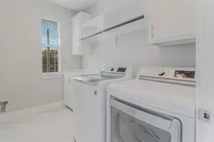1975 Angelina Dr, Dallas, TX 75212 - Photo 35