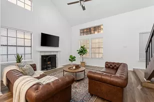 607 Mission Cir, Irving, TX 75063 - Photo 9