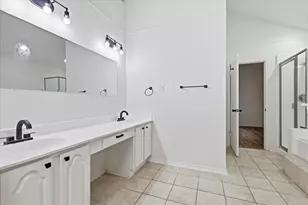 607 Mission Cir, Irving, TX 75063 - Photo 29
