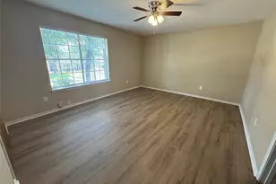 2240 Shady Meadow Dr, Bedford, TX 76021 - Photo 11