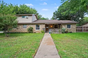 144 NW Jill Ann Dr, Burleson, TX 76028 - Photo 1