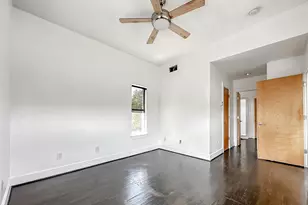 417 S Beacon St, Dallas, TX 75223 - Photo 15