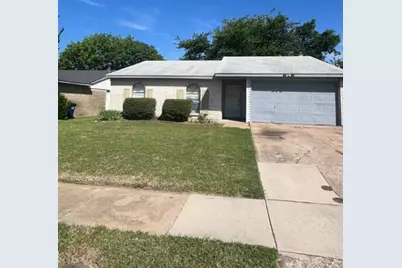916 Hawthorne Drive, Allen, TX 75002 - Photo 1
