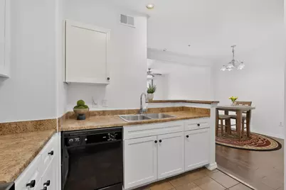 330 Las Colinas Boulevard E #220, Irving, TX 75039 - Photo 13