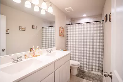 206 Hubbard Street, Hillsboro, TX 76645 - Photo 15