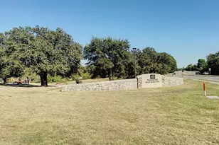 3621 Pleasant Run Rd, Irving, TX 75062 - Photo 17