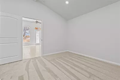 1701 E Lake Drive, Weatherford, TX 76087 - Photo 21