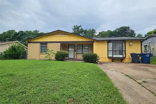 119 Palm Oak Dr, Dallas, TX 75217 - Photo 1