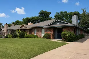 2327 Summer Pl Dr, Arlington, TX 76014 - Photo 3