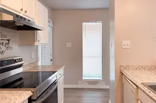 2327 Summer Pl Dr, Arlington, TX 76014 - Photo 11